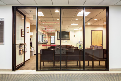 Advanced Surgical Center of Bergen County, P.C. - accreditation for patient safety (room photo)