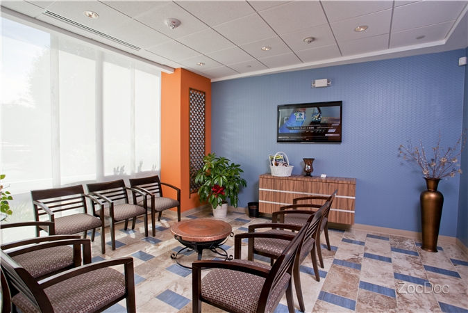 Edgewater Dermatologists Service Photo1